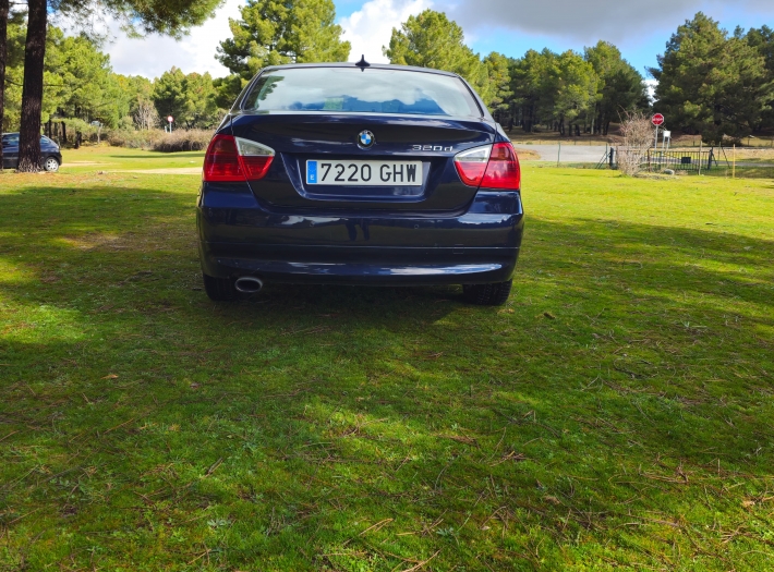 BMW 320d 2.0