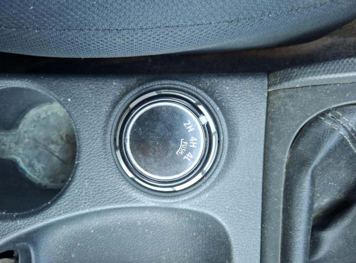 Mitsubishi L200 2.4