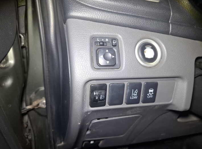 Mitsubishi L200 2.4 DI-D Doble cabina 4WD
