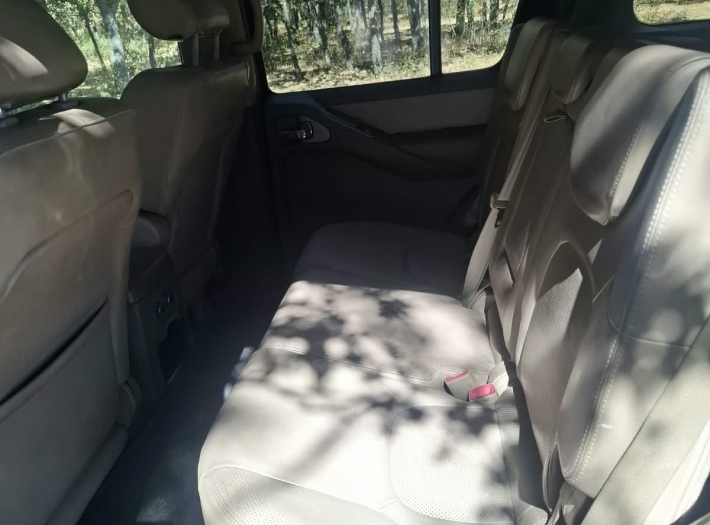 Nissan Pathfinder 2.5 dCi LE