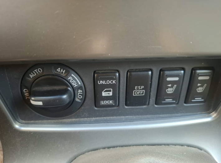 Nissan Pathfinder 2.5 dCi LE