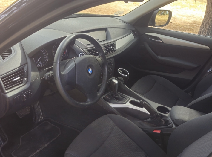 BMW X1 2.3d