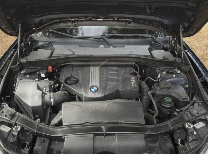 BMW X1 2.3d