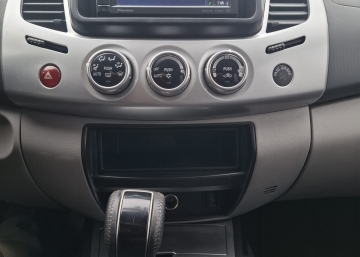 Mitsubishi L200 2.5 DI-D