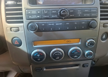 Nissan Pathfinder 2.5 dCi LE
